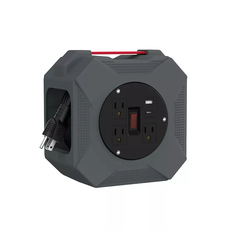 3 punti vendita USB2.4A Relio in plastica 45ft