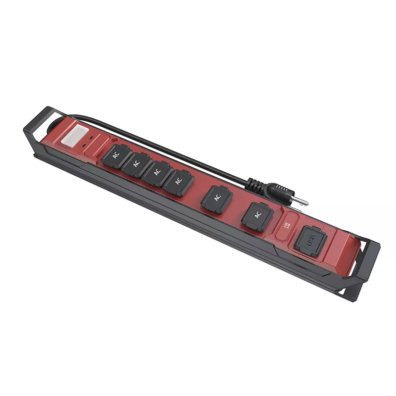 Ciabatta USB 3.4a impermeabile a 6 prese Ciabatta USB 3.4a impermeabile a 6 prese